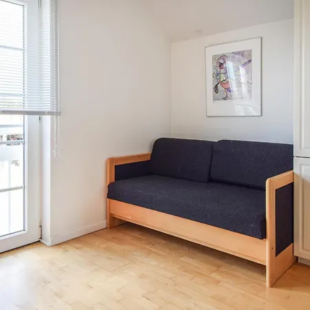 Stunning Home In Blavand With Wifi Blavand